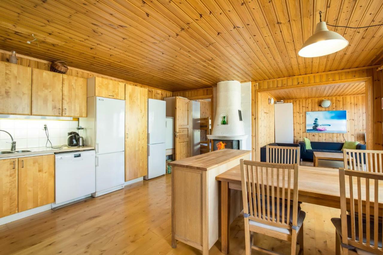 فيلا Bjorkobyفي Holiday Lakefront House المظهر الخارجي الصورة